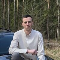 Продавець Артьом