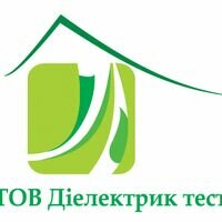 Продавец Ренат Фанок